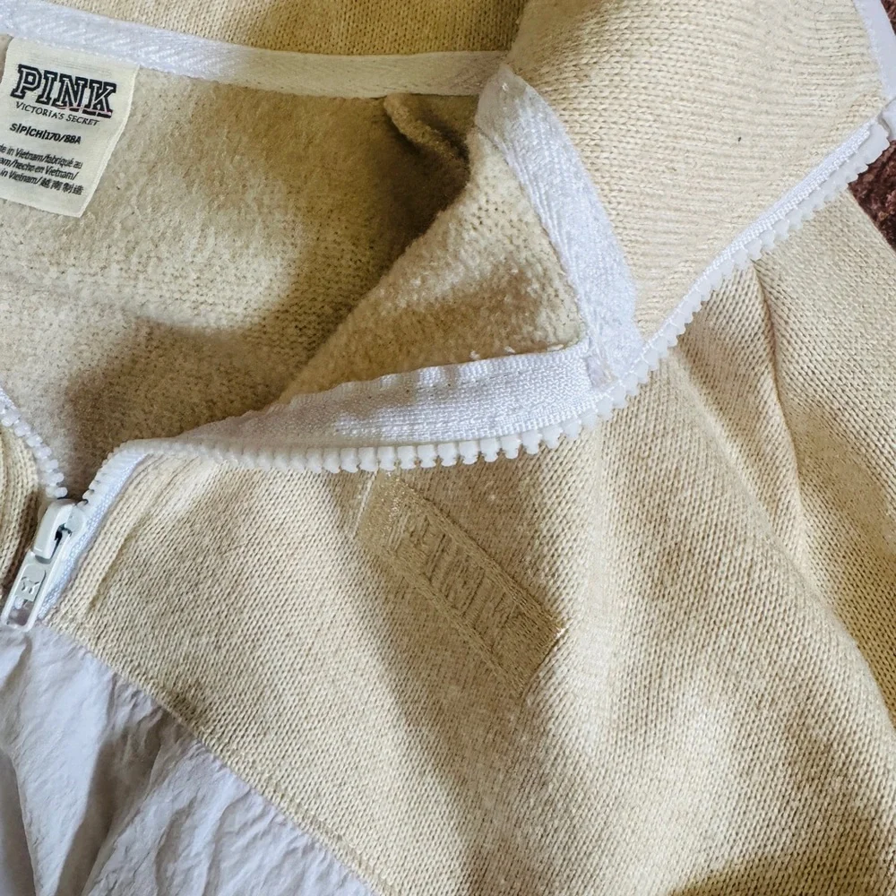 🏔️ Pink Sweater - Picture 3 of 6